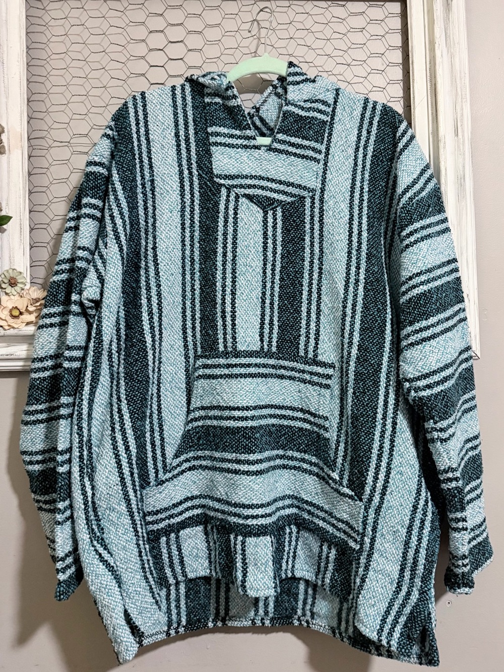 Men's Striped Baja Crewneck Sweater Hoodie - Aqua/Black